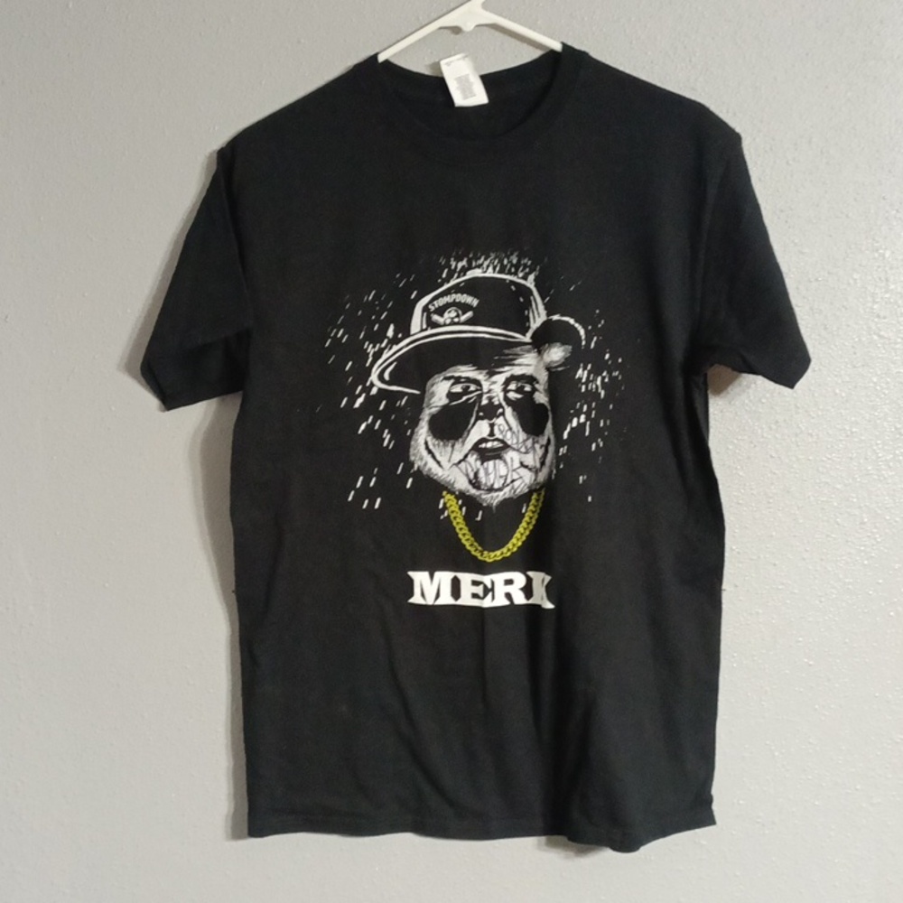 Merk StompDown T-Shirt Size Medium
